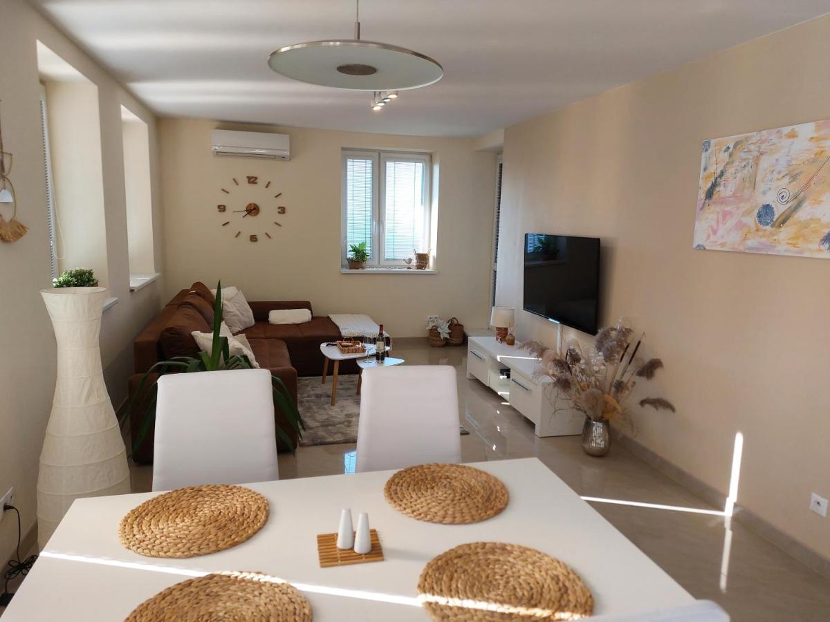 Frastak Apartment Hlohovec Εξωτερικό φωτογραφία
